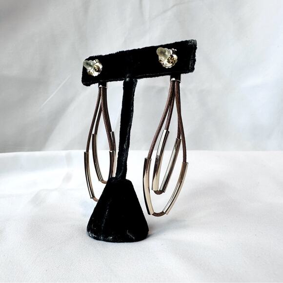 Zenzii - Modernist Waxed cord and gold tubes Double strand Earrings - Picture 5 of 5